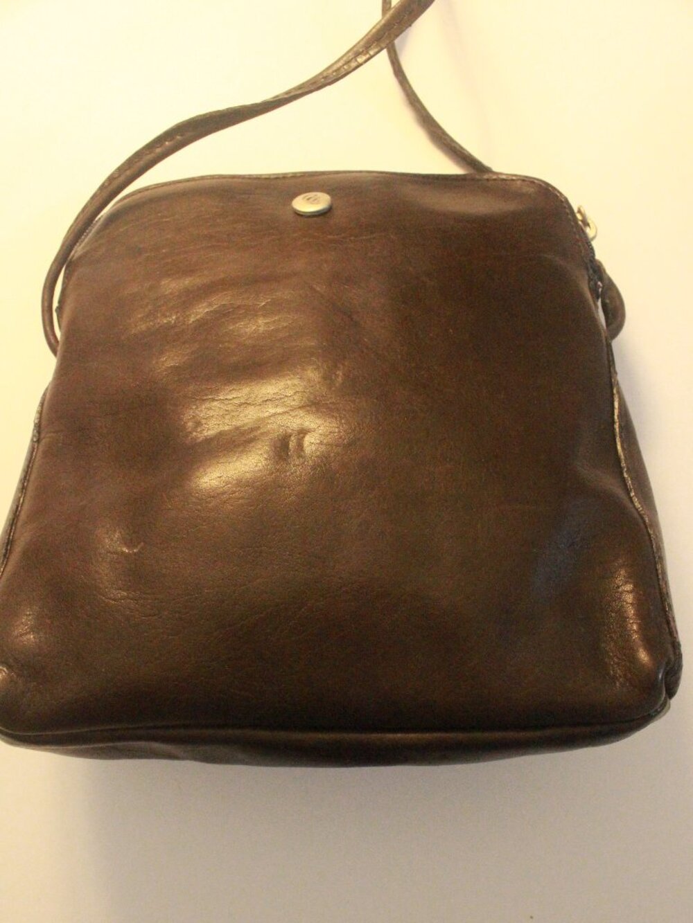 L’Artigiano Sorrentino Brown Italian Leather Turnlock Crossbody